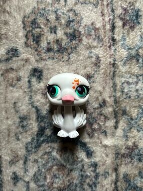 LPS Littlest Pet Shop White Swan #2869